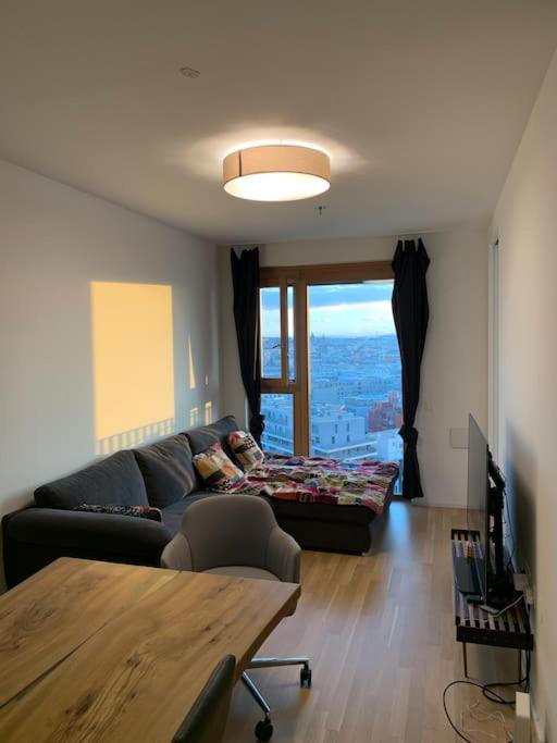 Stunning View Over In City Center Appartamento *